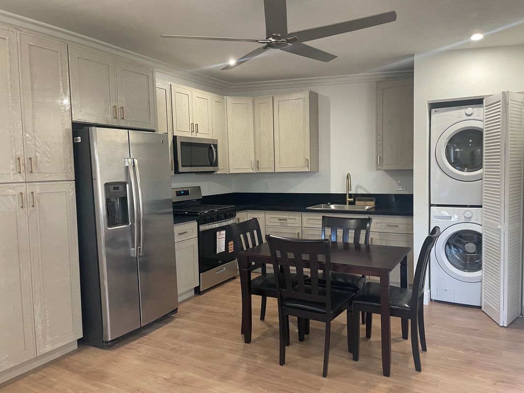 Building Photo - 4433 Los Serranos Blvd