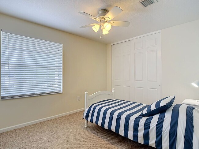 Building Photo - Beautiful Home for Rent in Royal Palm Beach!