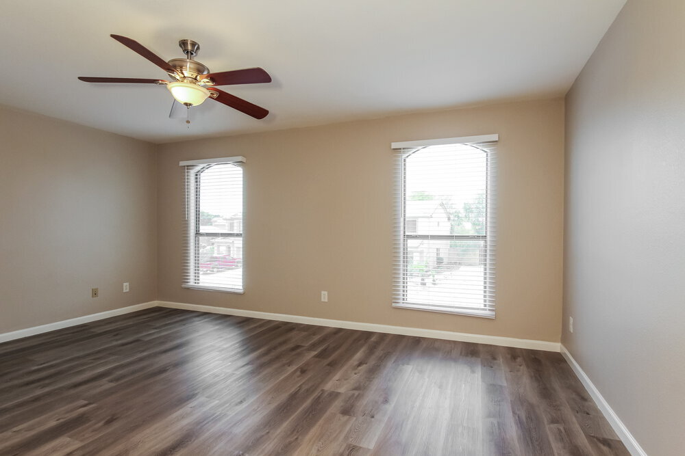 Building Photo - 2609 N 128th Dr