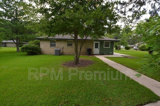 Building Photo - 1857 Theron Dr