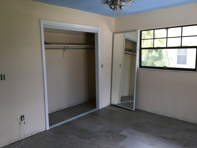 Front bedroom - 312 14th St SW