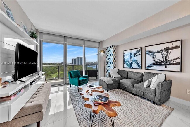 Building Photo - 16385 Biscayne Blvd