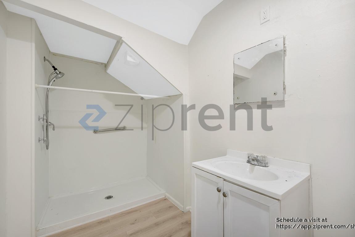 Building Photo - 3711 Wendelkin St