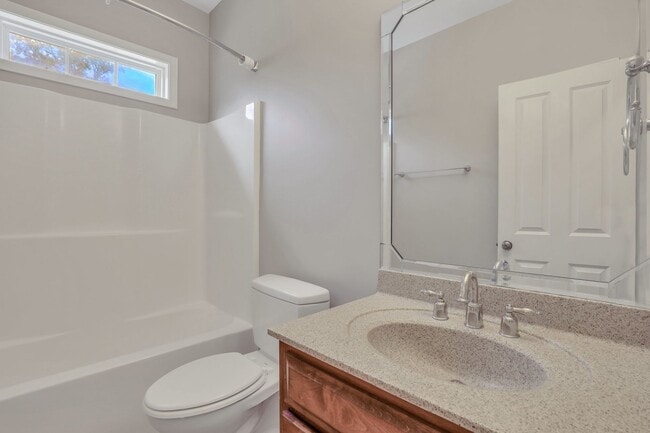 Building Photo - 1821 Old Carriage Trail