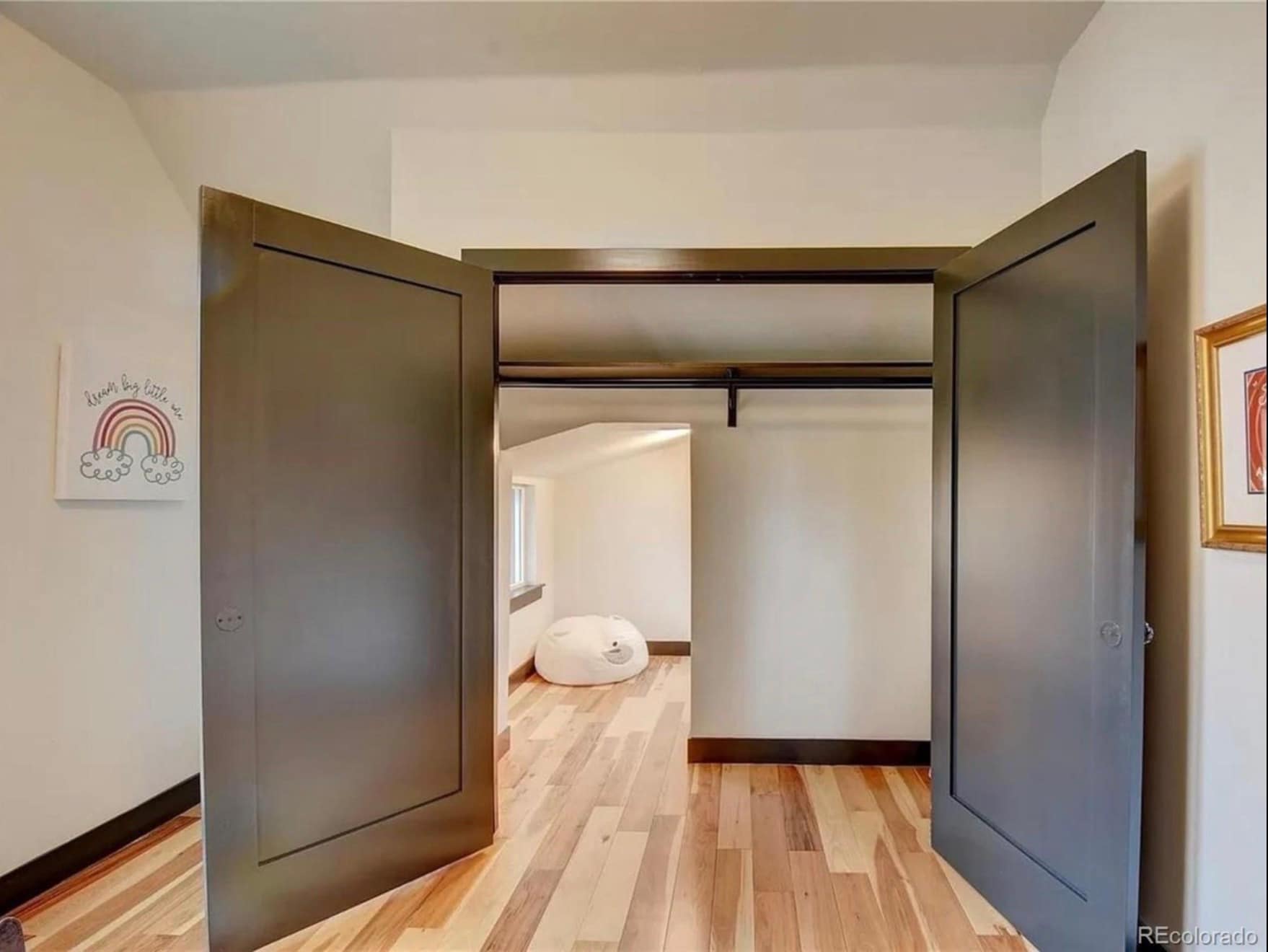 Building Photo - 2126 Grove St