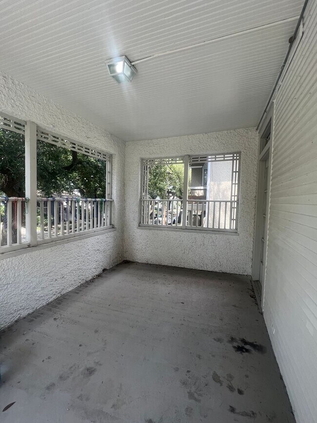 Building Photo - 1417-1417 Audubon St