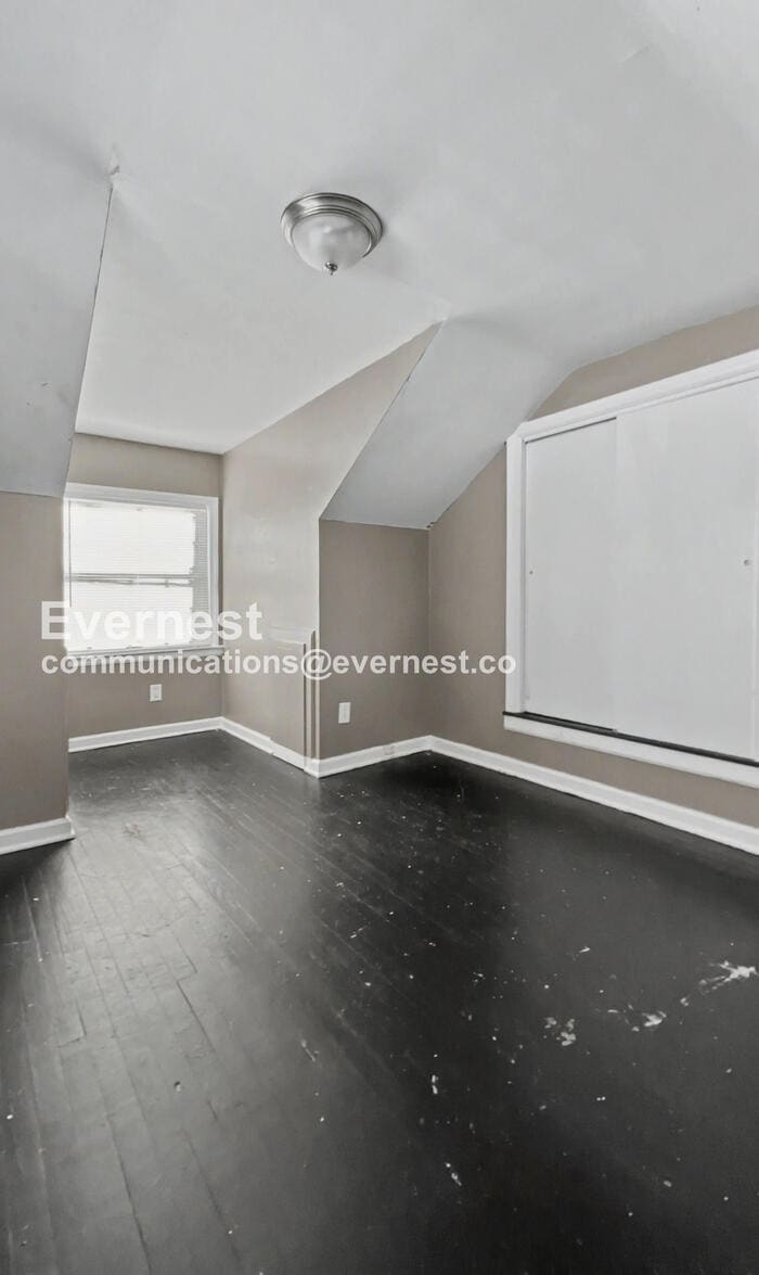 Building Photo - 7316 The Paseo