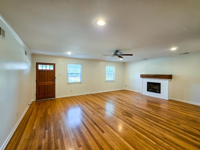 Building Photo - 5226 Princeton Rd