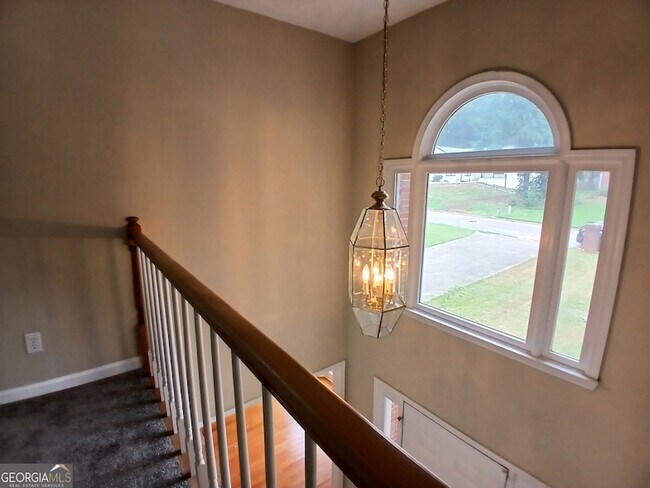 Building Photo - 4761 Habersham Way SE