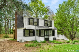 Building Photo - 1335 Wolf Hill Rd