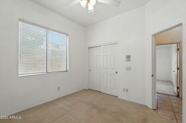 Building Photo - 9634 E Irwin Ave