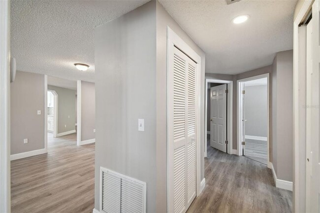 Building Photo - 7721 Heather St