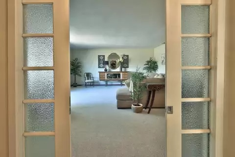 Building Photo - 713 Montclaire Dr NE