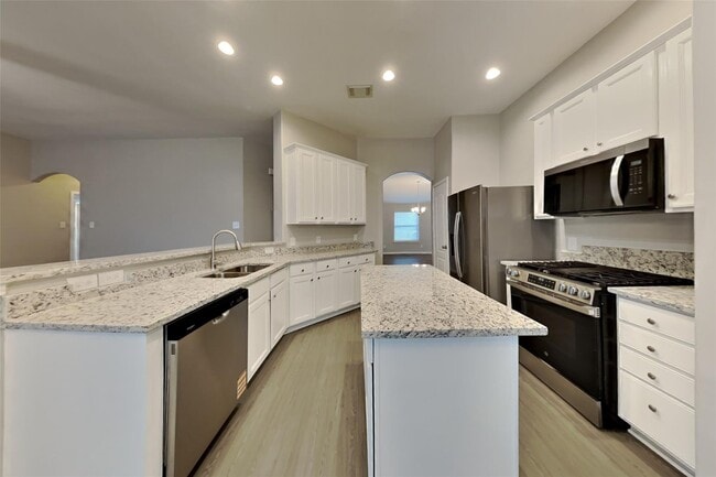 Building Photo - 30206 Emerson Creek Dr