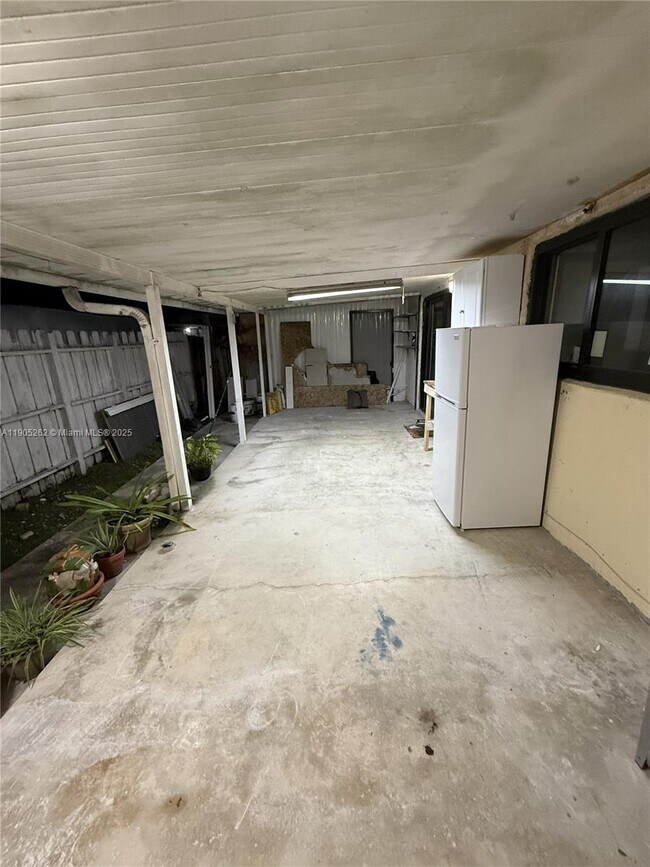 Building Photo - 5515 W 27th Ln