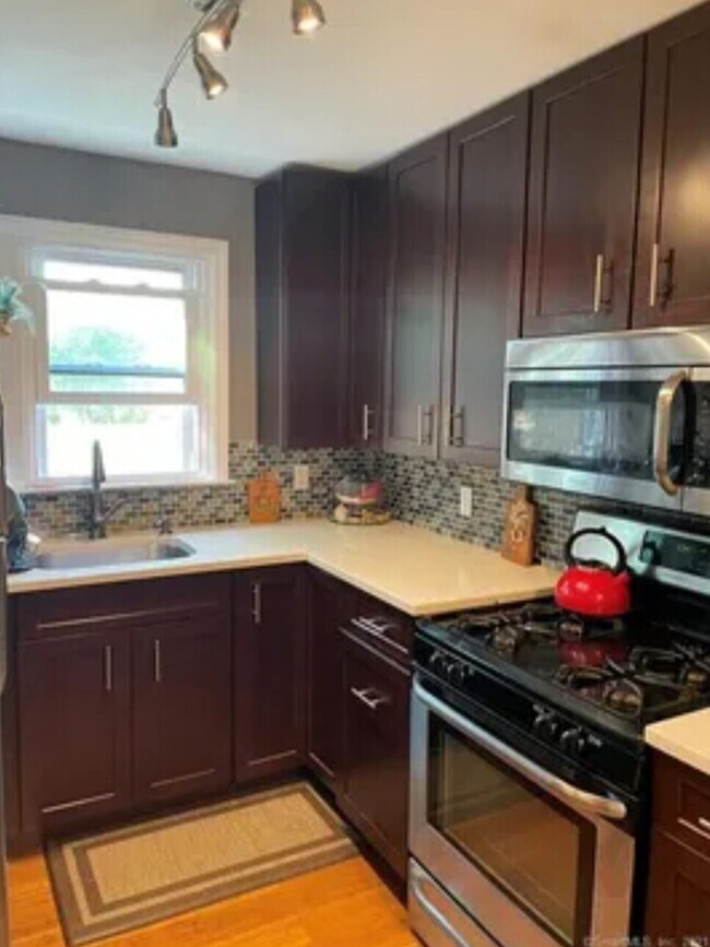 Building Photo - 11 Avenue A