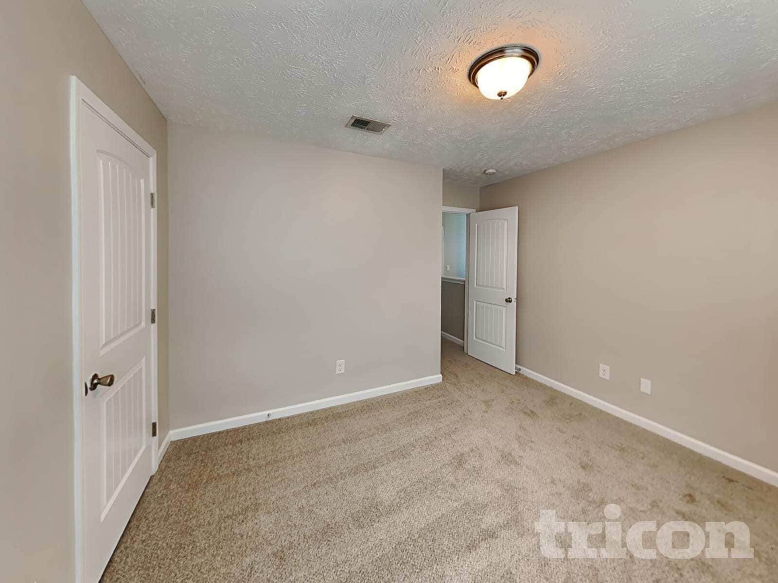 Building Photo - 705 Griggs Pl