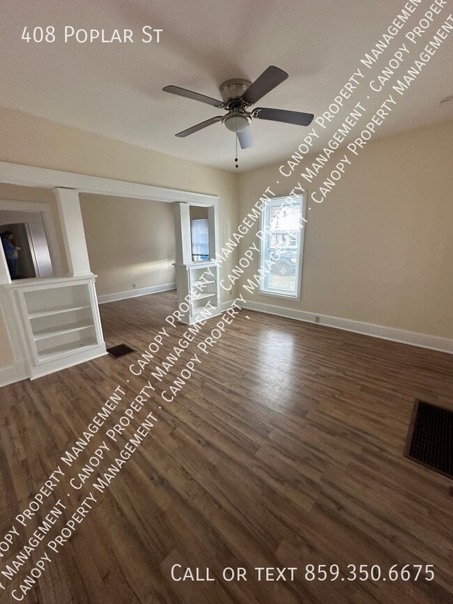 Building Photo - 408 Poplar St