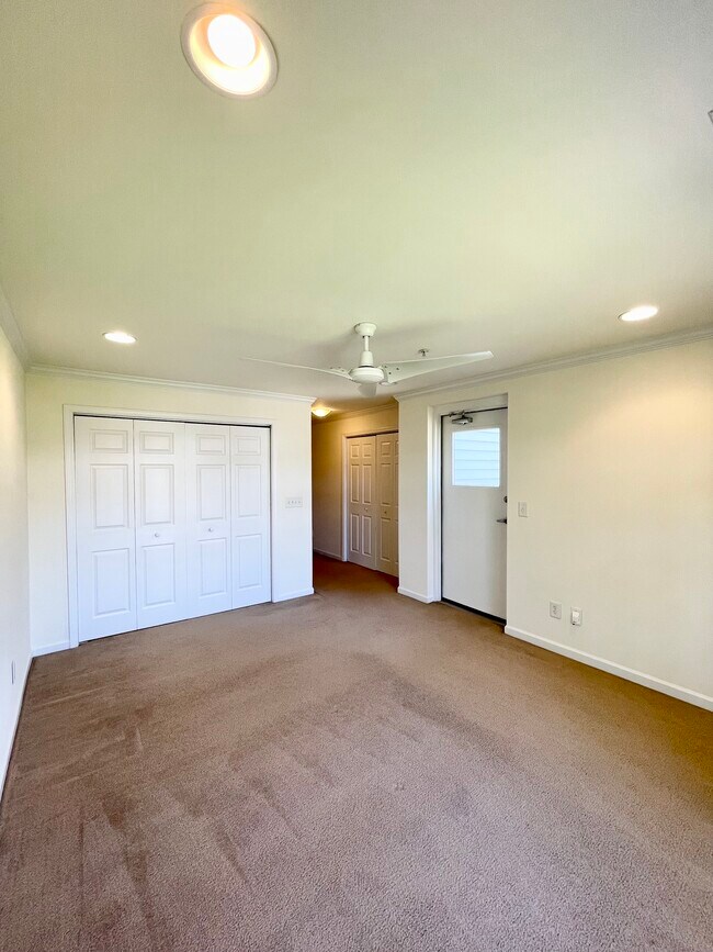 Building Photo - 3817 Picasso Ct