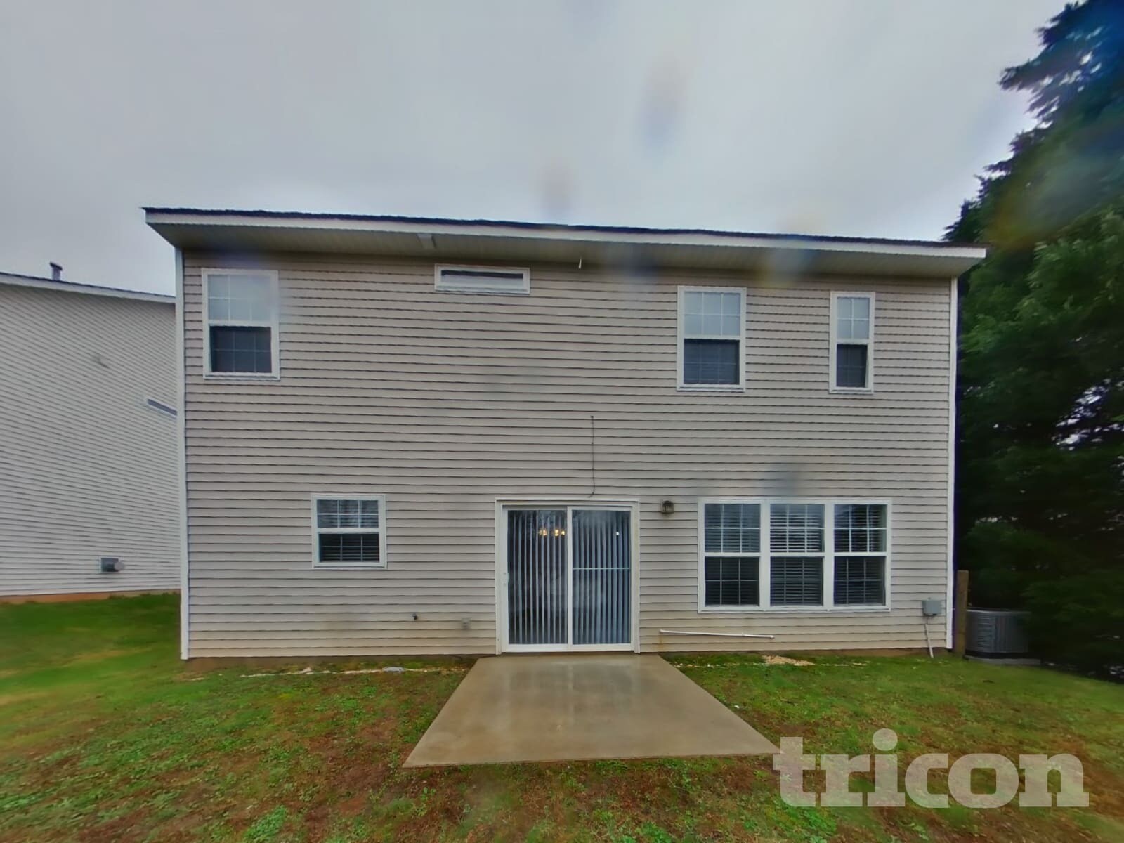 Building Photo - 5940 Briggs Dr