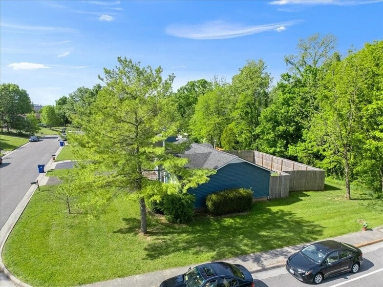 Building Photo - 1109 Scott Alan Cir
