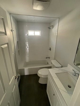 Building Photo - 28 Brown St