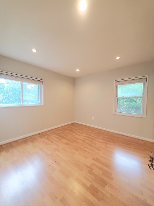 Building Photo - 7010 Leesville Blvd