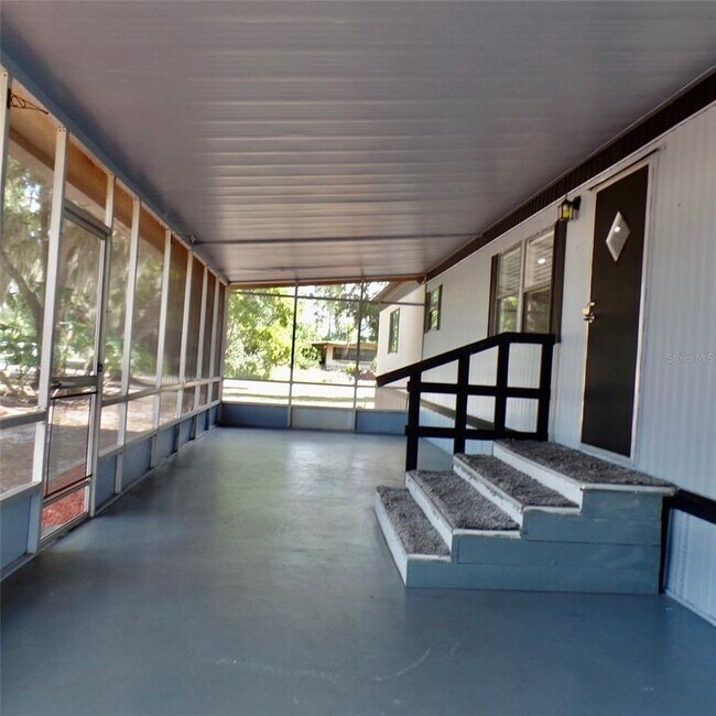 Building Photo - 4637 Fox Ridge Blvd