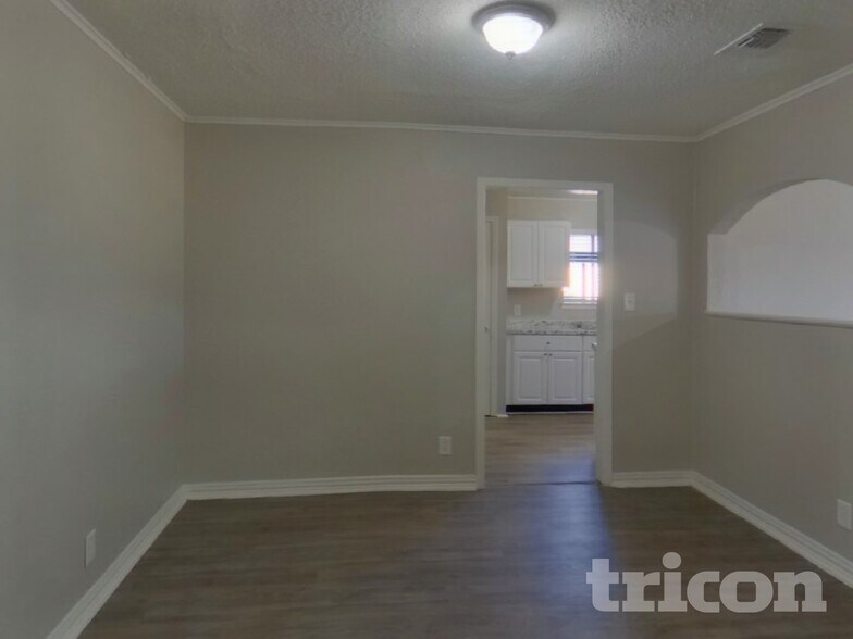 Building Photo - 6963 Downey Ct