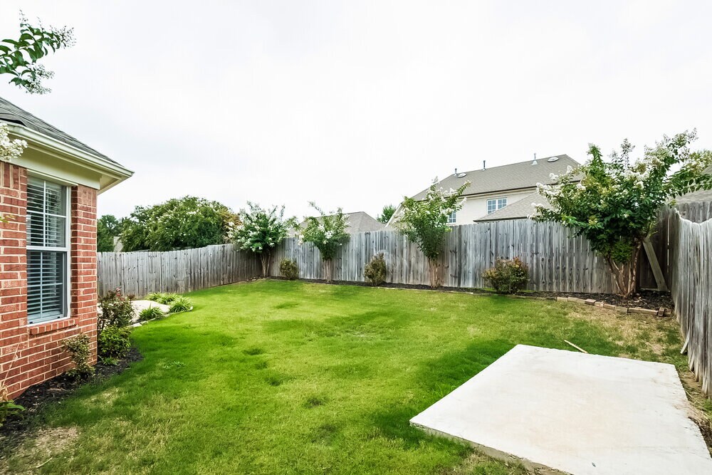 Building Photo - 4313 Genevieve Dr