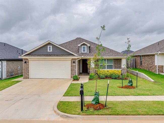 Building Photo - 417 Pergola St