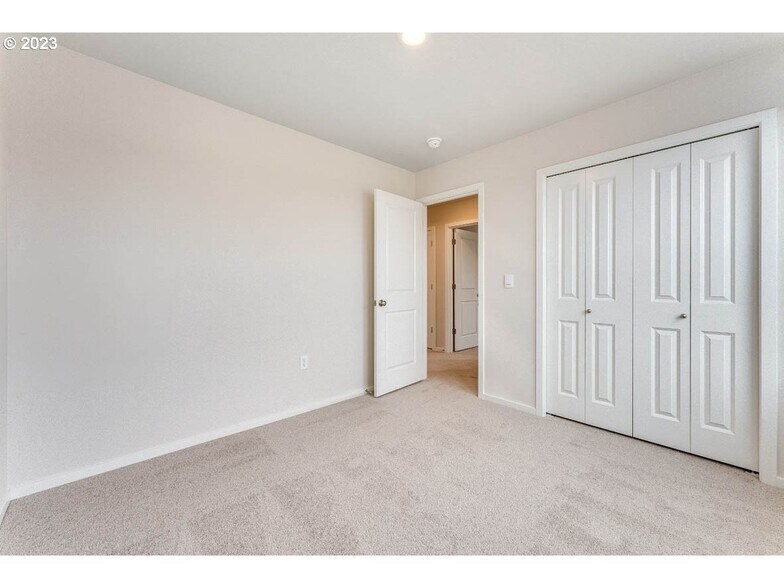 Building Photo - 1332 Elown Ln