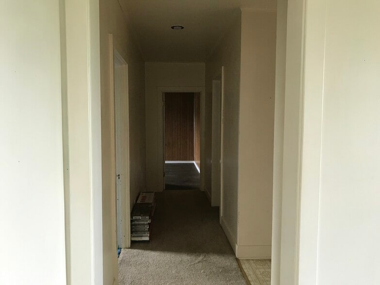 Hall: from diming room. all bedrooms and bath - 615 W Main St