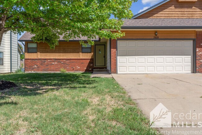 Primary Photo - 3 bedroom Townhome in Andover