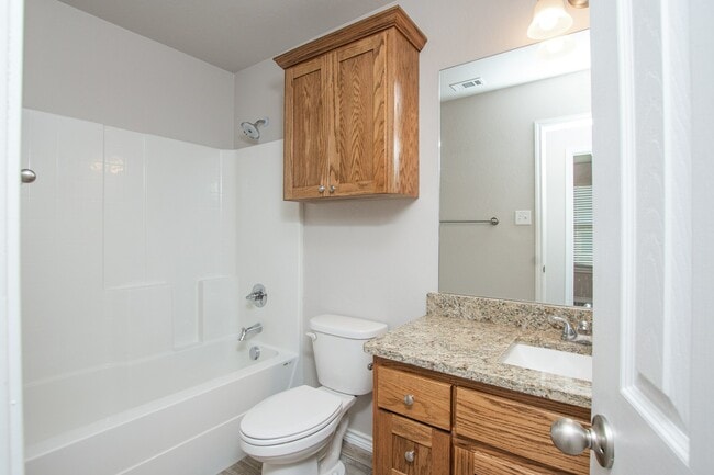 Building Photo - 344 Arnold Dr