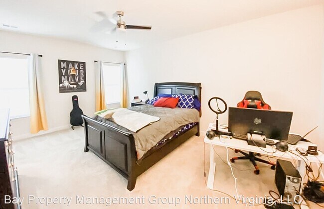 Building Photo - 4 br, 3.5 bath House - 7751 Blackburn Ridg...
