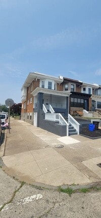 Building Photo - Very big and beautiful West Philadelphia E...