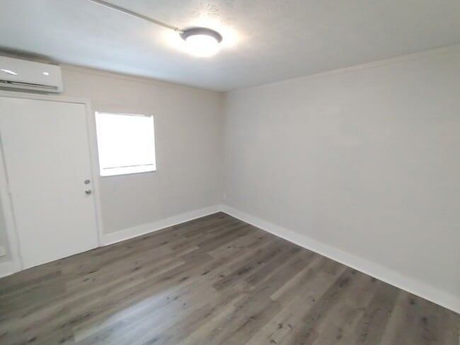 Building Photo - 2150 Inwood Terrace
