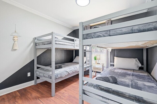 Building Photo - 2720 Wild Grove Ln