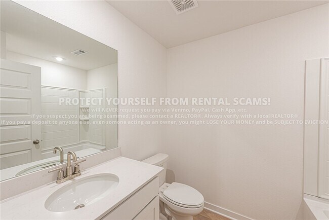 Building Photo - 712 Picard Ave