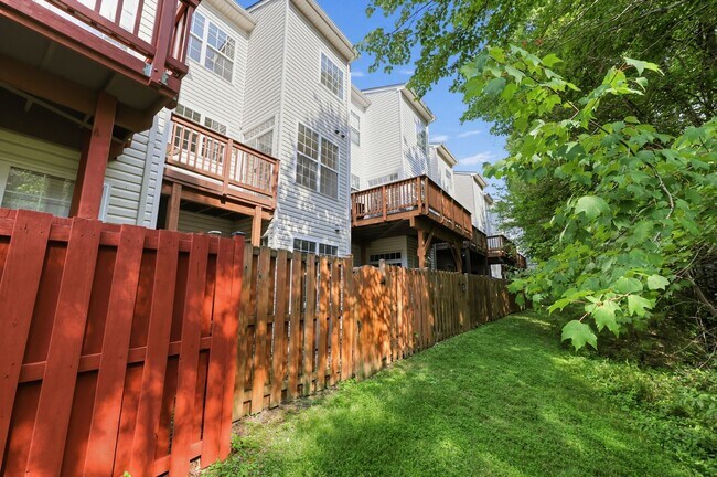 Building Photo - 7589 Great Swan Ct