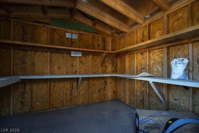 Building Photo - 1067 Fish Pond Ave