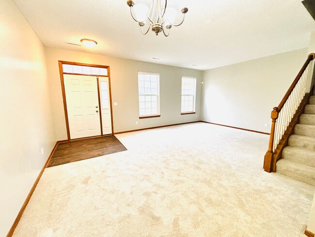 Building Photo - Beautiful rental property for lease in sha...