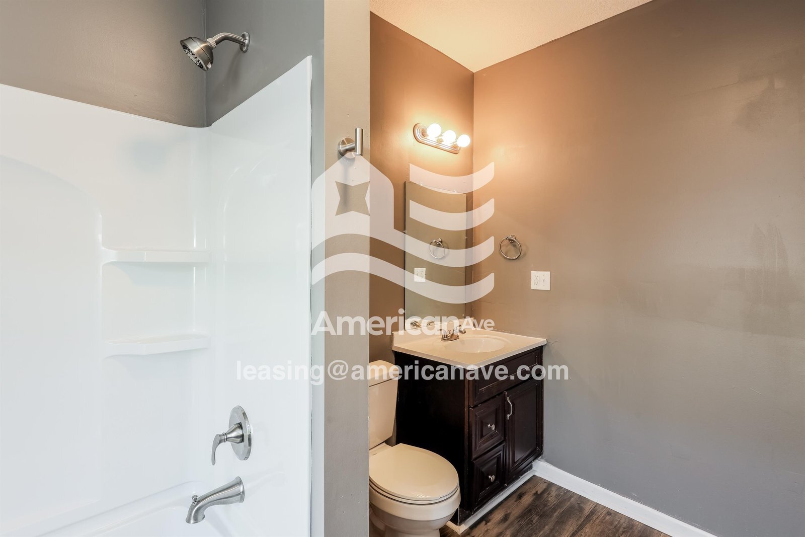 Building Photo - 532 24th Ave