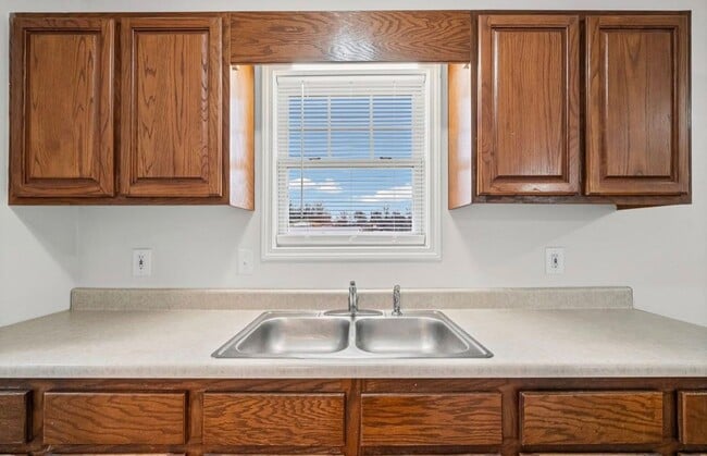 Building Photo - 101 Avalon Blvd