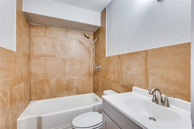 Building Photo - 2524 Malvern Trail