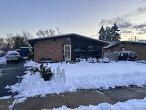 Building Photo - 233 Natoma Ave