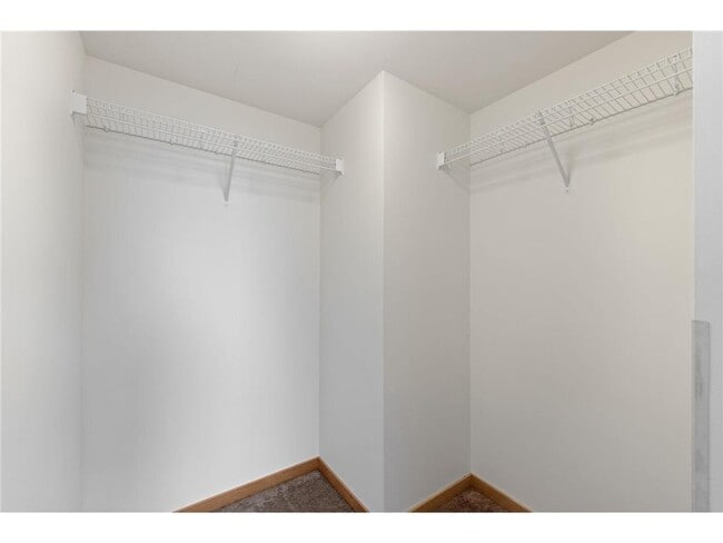 Building Photo - 740 Portland Ave