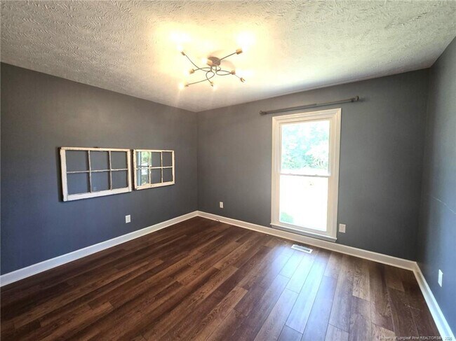 Building Photo - 7786 Dragonhead Rd