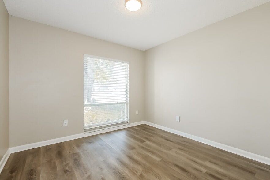 Building Photo - 1717 Cinnabar Ct